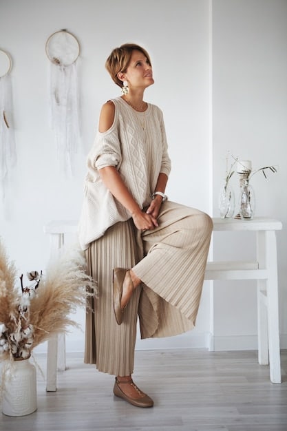 Mastering the Monochromatic Look: Chic Casual Outfits Guide