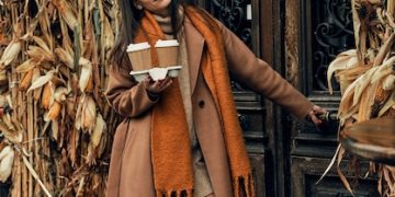 Seasonal Style: Transition Your Casual Wardrobe to Fall with Ease - Cover Image