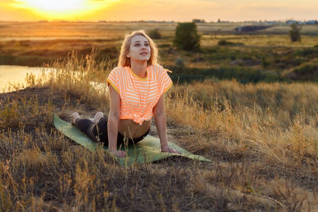 Boost Flexibility: 15-Minute Mindful Yoga & Stretching Daily