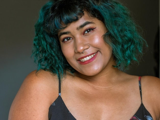 Transform Your Look with 3 Simple Makeup Hacks in 2025