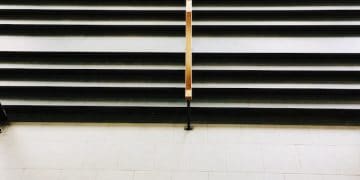 Fashion Flash: Major Department Store Closures Impact US Retail Landscape - Cover Image