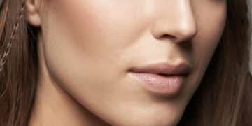 Highlight and Illuminate: Your Guide to a Natural Glow - Cover Image
